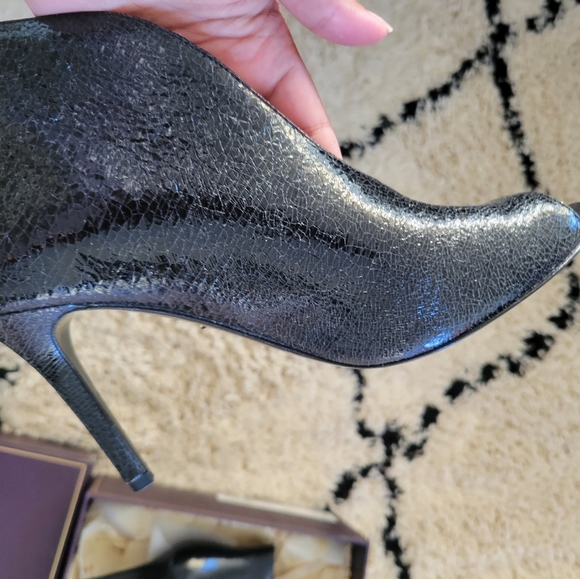 Vince Camuto Signature VI-Ronan Black Bootie Heel - Picture 5 of 8